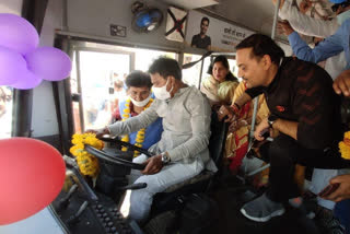 Minister Tulsi Silavat drove the bus