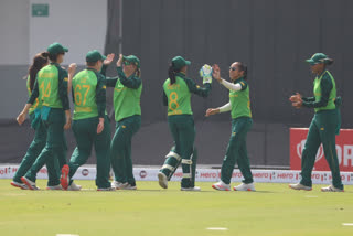 South Africa women beat India by 8 wickets in 1st ODI to take 1-0 lead