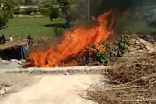 Fire caught in three huts