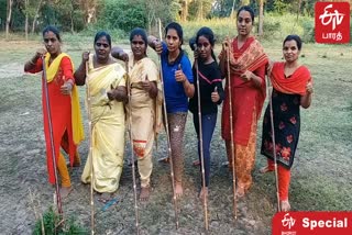 sethulakshmi from madurai teaches silambattam for ladies