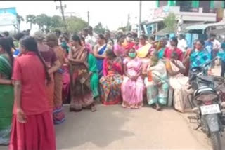 dwakra women protest at guntur district