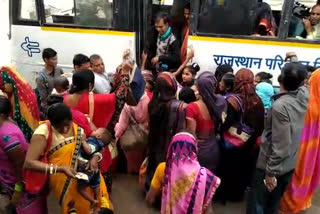 रोडवेज बसों में कोरोना गाइडलाइन की धज्जियां, Corona guideline not followed in roadways buses