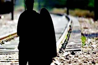 प्रेम प्रसंग  Love Affairs  आत्महत्या  Suicide  अलवर की खबर  प्रेमी युगल ने की सुसाइड  Lover couple committed suicide  प्रेमी प्रेमिका का रेलवे ट्रैक पर मिला शव  lover couple Dead body found on railway track