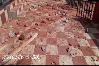 6 people died due to wall fall in khagaria