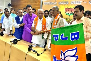 Former MP Virupakshappa joins BJP