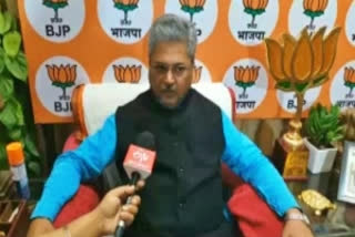 Uttarakhand  BJP legislature party  Uttarakhand next CM  Dushyant Gautam  Trivendra Singh Rawat  உத்தரகண்ட்  உத்தரகண்ட் புதிய முதலமைச்சர்  திரிவேந்திர சிங் ராவத்  ராஜினாமா  பாஜக