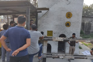 One person killed by train at Nagla railway station in Udham Singh Nagar