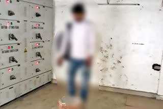 अस्पताल में सुसाइड  युवक ने की खुदकुशी  youth suicide in SMS Hospital  SMS Hospital in jaipur  jaipur latest news  Young man commits suicide  Suicide in Hospital  Dhanwantari Outdoor Building ट  Dhanwantari Outdoor Building of SMS Hospital