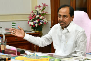 KCR praised by Andhra Pradesh government employees