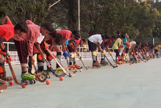 roller-skating-hockey-in-kaiga