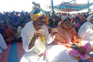 constables married in simple marriage program at raichur