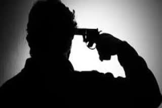 A young man shot himself in rudrapur