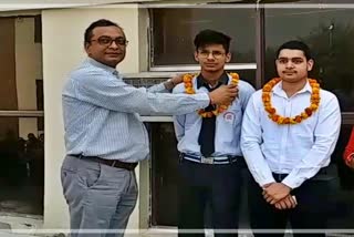 dishant and krishan topped jee exams in palwal district