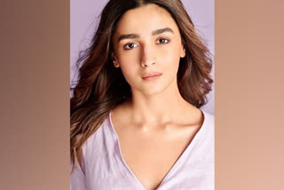 Alia Bhatt confirms being tested negative for COVID-19