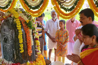 yadadri-bhuvanagiri-district-sansthan-narayanapuram-mandal-shaiva-shrines-crowded