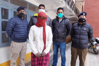 Kullu police arrested absconding female  criminal from Uttarakhand