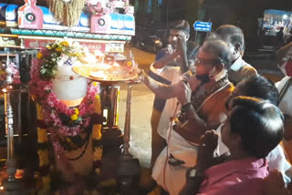 BJP organized snow linga worship on the occasion of Maha Shivaratri In Mayiladuthurai