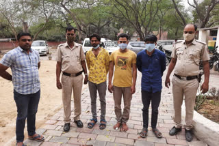 Mehroli police delhi  delhi police  crime in delhi  delhi crime news  latest crime news from delhi  दिल्ली में चोरी के मामले  दिल्ली में चोरी की घटनाएं  दिल्ली में अपराध  चोरी की घटनाएं दिल्ली  दिल्ली पुलिस