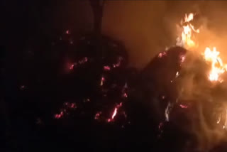 Fire in the shop in dhanbad