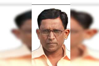 satara-district-bank-development-officer-killed-in-accident-in-front-of-karads-demart