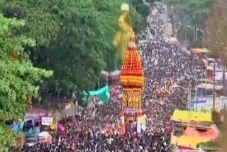 annual chariot ceremony of Sri Siddharoodha Matha in Karnataka