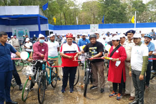 agriculture minister launches saturday no car campaign in ranchi