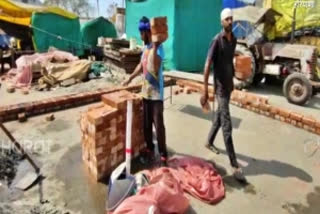 Agitating farmers building 'pucca' houses at Singhu border