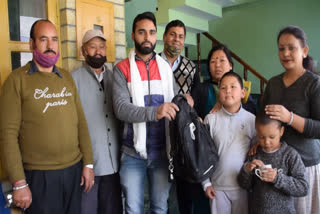 auto-rickshaw-driver-returned-the-womans-bag-in-kullu