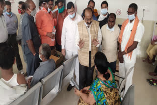 mp arun sao reviewed corona vaccination process in ratanpur