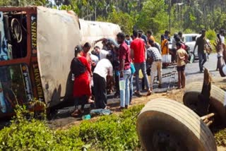 Diesel fuel tanker overturned at uppinangady