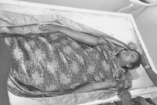 woman died while undergoing treatment at Shaligauraram in Nalgonda district