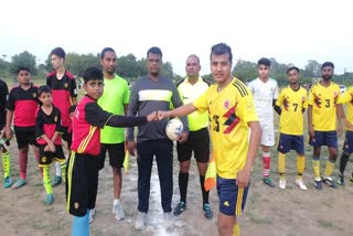 Players present during football competition