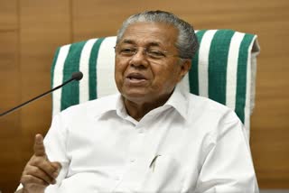 Pinarayi congratulated those who brought covid patient to hospital on a bike പുന്നപ്രയില്‍ കൊവിഡ് ബാധിതനെ ബൈക്കില്‍ ആശുപത്രിയില്‍ എത്തിച്ചു മുഖ്യമന്ത്രി പിണറായി വിജയൻ Chief Minister Pinarayi Vijayan പുന്നപ്ര