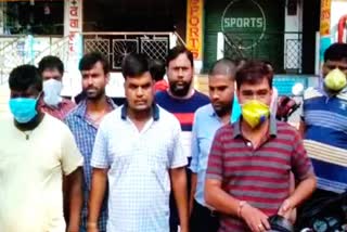faimly created a ruckus in private hospital in Dhanbad 