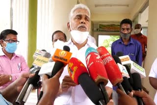 ரேஷன் பொருள்கள் விநியோகம்: ஆளுநர் கிரண்பேடி மீது கல்வித்துறை அமைச்சர் குற்றச்சாட்டு !