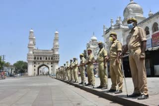 Over 7,000 cases on average daily for lockdown violations in Hyderabad, says Police Commissioner Over 7,000 cases Hyderabad Police Commissioner ലോക്ക്ഡൗൺ നിയമലംഘനം; ഹൈദരാബാദില്‍ പ്രതിദിനം 7,000 കേസുകൾ ഉണ്ടെന്ന് പൊലീസ് കമ്മീഷണർ ലോക്ക്ഡൗൺ നിയമലംഘനം ഹൈദരാബാദില്‍ പ്രതിദിനം 7,000 കേസുകൾ ഉണ്ടെന്ന് പൊലീസ് കമ്മീഷണർ ഹൈദരാബാദ് പൊലീസ് കമ്മീഷണർ