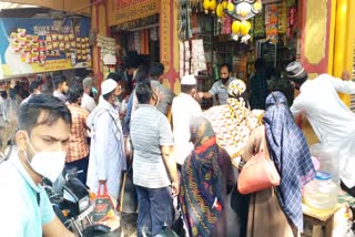 kagaznagar news, rush at kagaznagar market