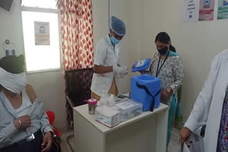 Corona vaccination in Wardha 