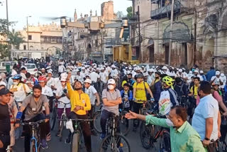 A large number of youth participated in the cycle rally.