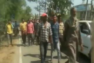 West Bengal Assembly polls: TMC workers raise slogans against Suvendu Adhikari in Nandigram