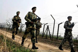 BSF foils drug smuggling bid at Pak border, 4 held