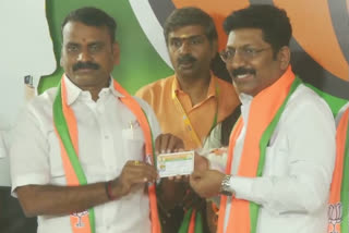 DMK MLA Saravanan joins BJP ahead of TN polls