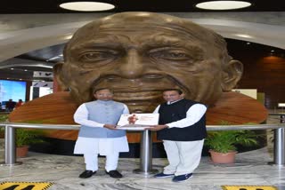 Governor of Sikkim Shri Ganga Prasad visit statue of Unity and pays his tribute to Sardar Patel