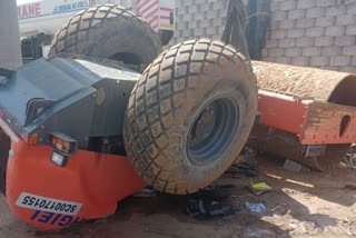 Road Roller Overturns driver death mahendragarh