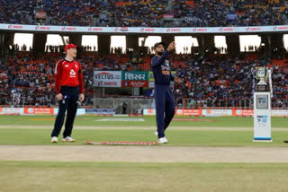 ind vs eng 2nd t20 match : India won the toss and opt to bowl
