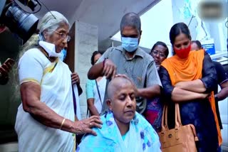 Kerala Mahila Congress chief head tonsured