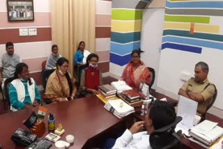 bjp-mahila-morcha-visit-hora-nursing-training-in-khunti