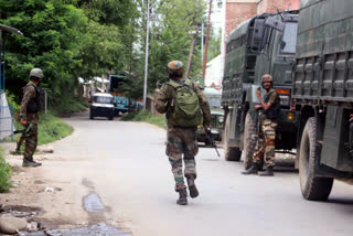 Encounter  Shopian  Jammu and Kashmir  terrorist attack  ഷോപിയാന്‍  ജമ്മുകാശ്മീര്‍  ഭീകരാക്രമണം  ലഷ്കർ-ഇ-ത്വയ്ബ