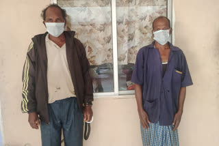 two opium smugglers arrested in khunti