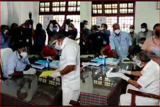 Ker CM Pinarayi Vijayan files nomination papers